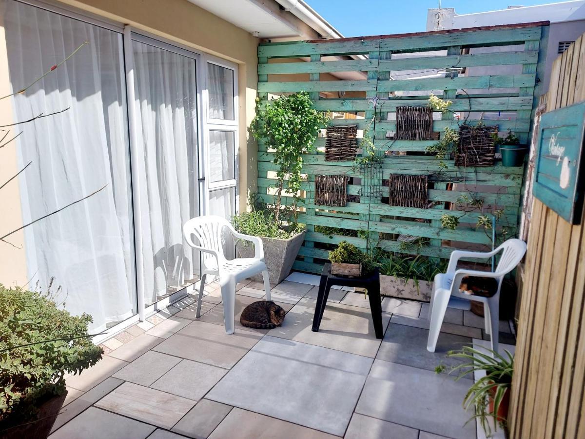 The Coelacanth Guest House And Beach Thyme Self Catering Kiddʼs Beach Eksteriør bilde