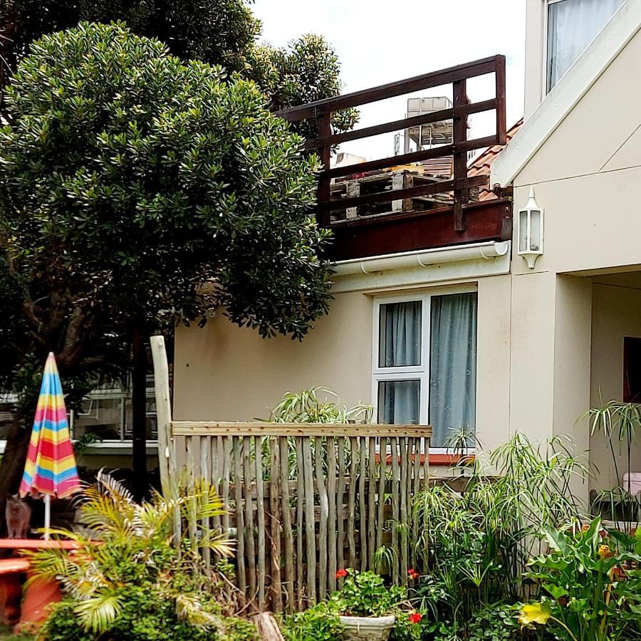 The Coelacanth Guest House And Beach Thyme Self Catering Kiddʼs Beach Eksteriør bilde