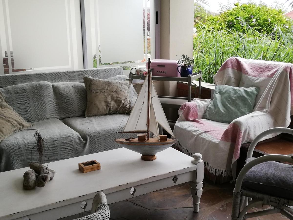 The Coelacanth Guest House And Beach Thyme Self Catering Kiddʼs Beach Eksteriør bilde